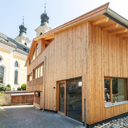 Hopfgarten Alpin Living 6 *